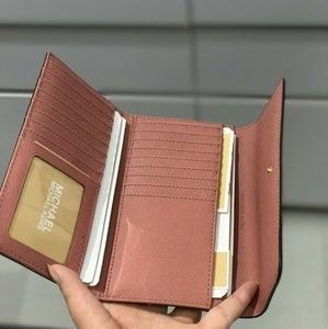 Michael Kors Bags - MICHAEL KORS JET SET LEATHER LG TRIFOLD WALLET Michael Kors Bags - MICHAEL KORS JET SET LEATHER LG TRIFOLD WALLET